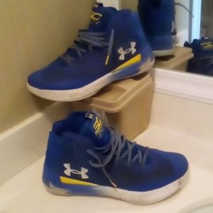 Steph Curry's I can do all things shoes